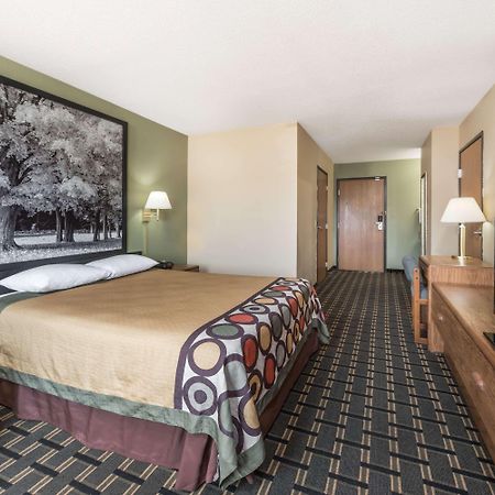 Super 8 By Wyndham Greenville Buitenkant foto