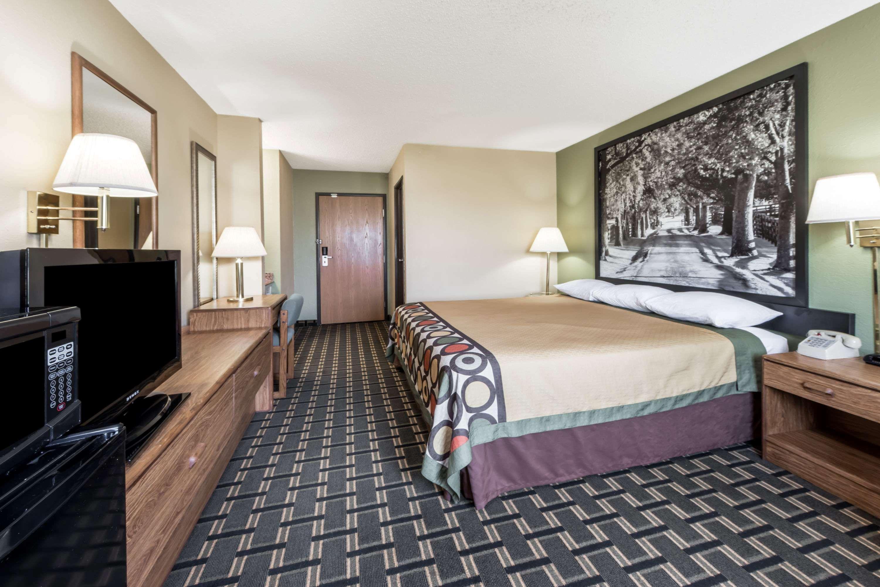 Super 8 By Wyndham Greenville Buitenkant foto
