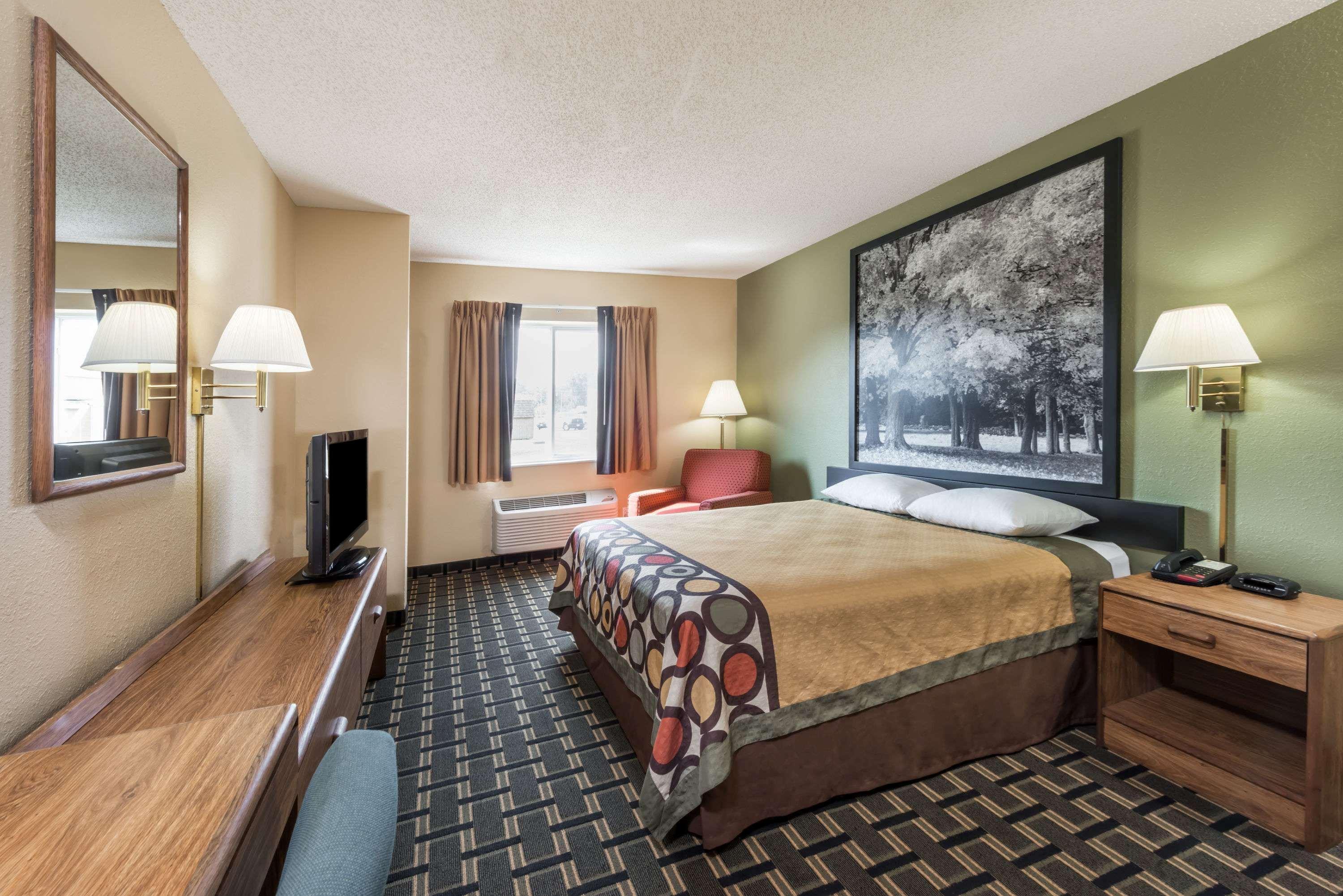 Super 8 By Wyndham Greenville Buitenkant foto